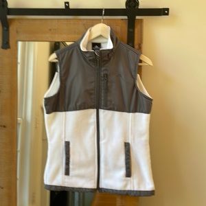Snozu The Platinum Collection Fleece Vest Size M